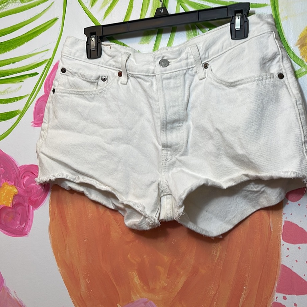 Levi’s white denim shorts